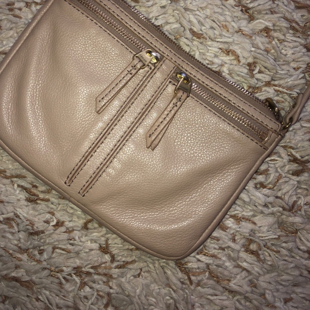 Fossil crossbody bag
